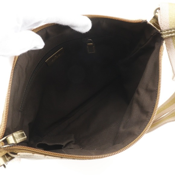 GUCCI Authentic Cream Canvas Shoulder Bag